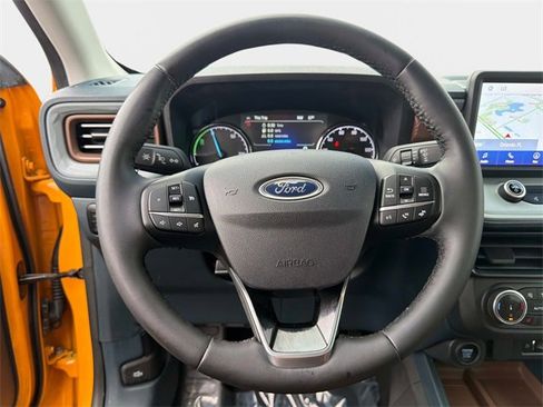 Used 2023 Ford Maverick Lariat w/ Lariat Luxury Package image 26