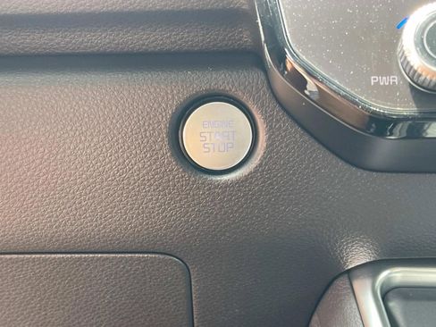 New 2025 Kia Carnival SX Prestige image 36