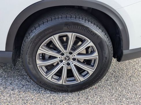 Certified 2023 Mercedes-Benz GLC 300 image 23