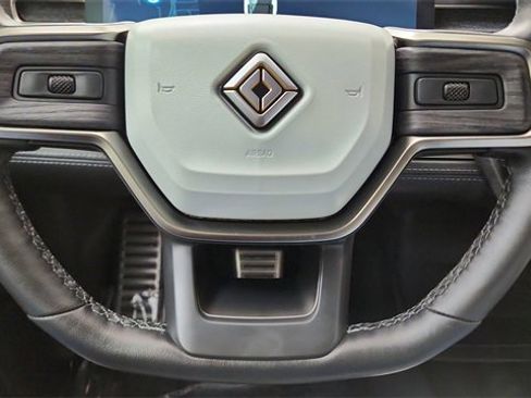 Used 2024 Rivian R1S Adventure image 45