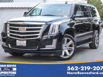 Used 2017 Cadillac Escalade ESV Luxury