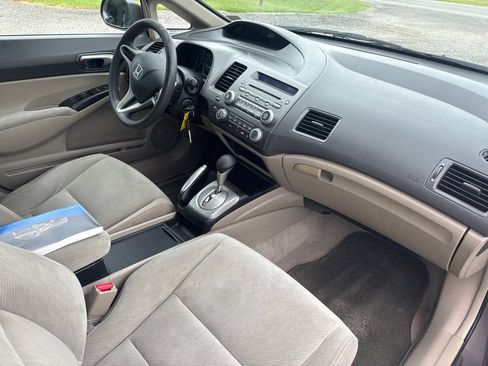 Used 2011 Honda Civic LX image 24