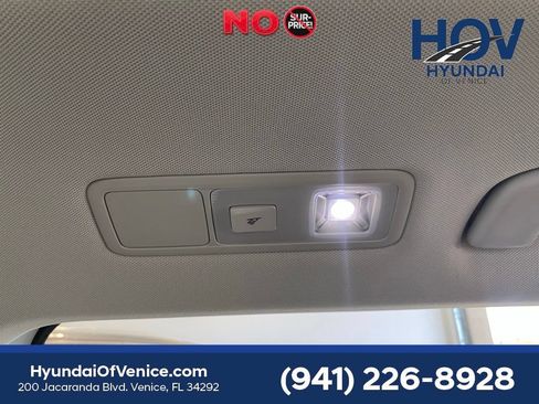Used 2018 Volkswagen Tiguan SE AWD/4WD image 42