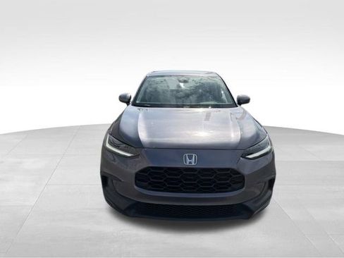 Used 2023 Honda HR-V LX image 3
