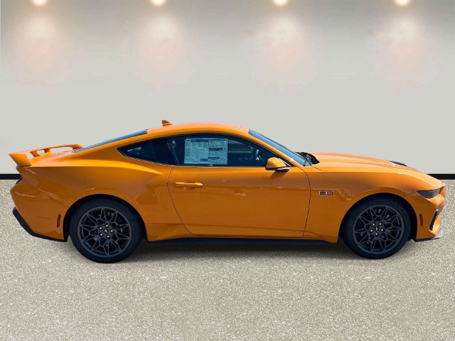 New 2026 Ford Mustang GT Premium w/ GT Performance Package RWD image 4