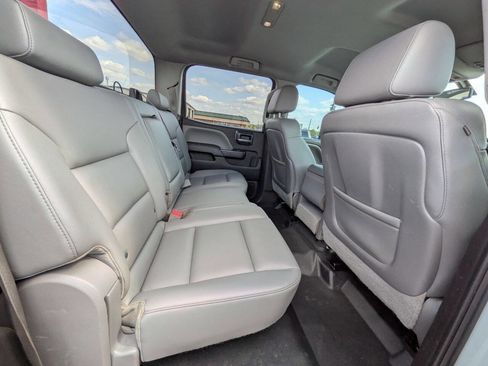 Used 2015 GMC Sierra 2500 4x4 Crew Cab w/ Sierra Convenience Package image 23