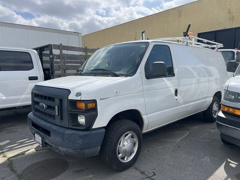 Used 2013 Ford E-150 and Econoline 150 RWD image 1