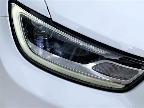 New 2026 Chrysler Pacifica Select w/ S Appearance Package FWD image 13