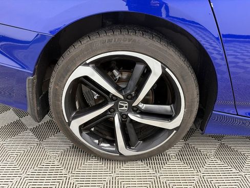 Used 2018 Honda Accord Sport image 18