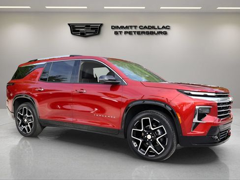 Used 2025 Chevrolet Traverse High Country w/ LPO, Floor Liner Package FWD image 7