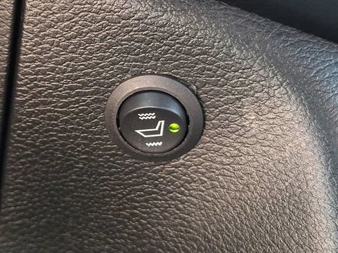 Used 2021 Jeep Wrangler Unlimited Sahara AWD/4WD image 26