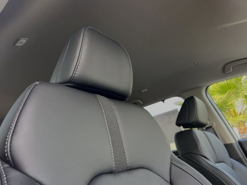 New 2025 Honda Pilot EX-L image 18