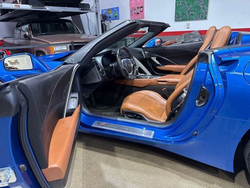 Used 2014 Chevrolet Corvette Stingray Convertible w/ 2LT Preferred Equipment Group image 78