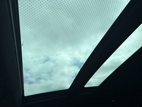 Used 2023 BMW X7 M60i w/ Executive Package AWD/4WD image 12