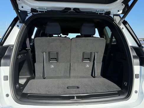 New 2025 Jeep Grand Cherokee L Limited w/ Black Appearance Package image 26