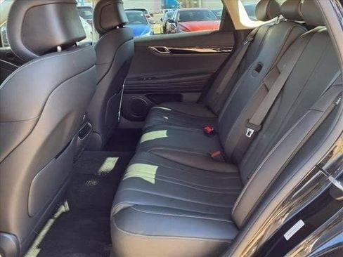 Used 2024 Genesis G80 2.5T image 12