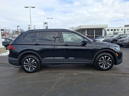 Certified 2022 Volkswagen Tiguan S image 7