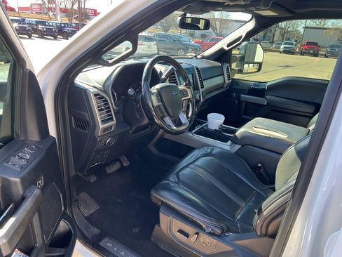 Used 2020 Ford F250 Platinum w/ FX4 Off-Road Package image 7