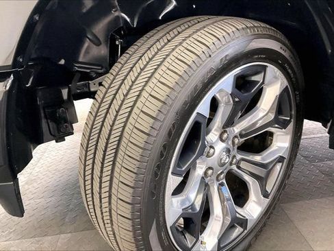 Used 2019 RAM 1500 Limited AWD/4WD image 34