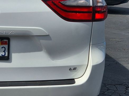 Used 2015 Toyota Sienna LE image 8