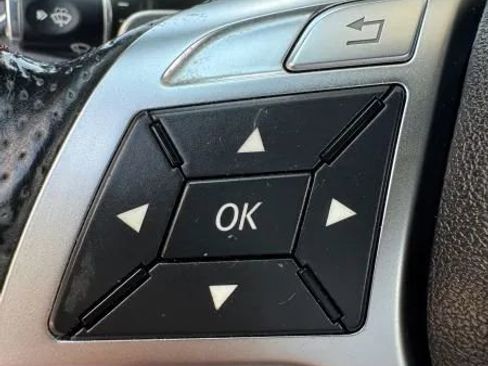 Used 2014 Mercedes-Benz C 250 Sedan image 30