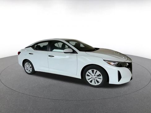 Used 2025 Nissan Sentra S image 2