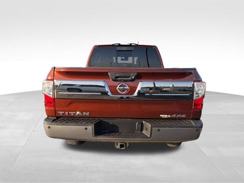 Used 2017 Nissan Titan Platinum Reserve AWD/4WD image 6