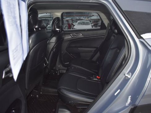 Used 2023 Kia Sportage EX image 33