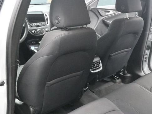 Used 2022 Chevrolet Malibu LT FWD image 22
