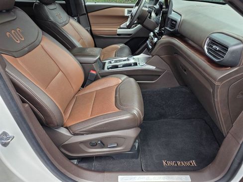 Used 2023 Ford Explorer King Ranch w/ Technology Package AWD/4WD image 39