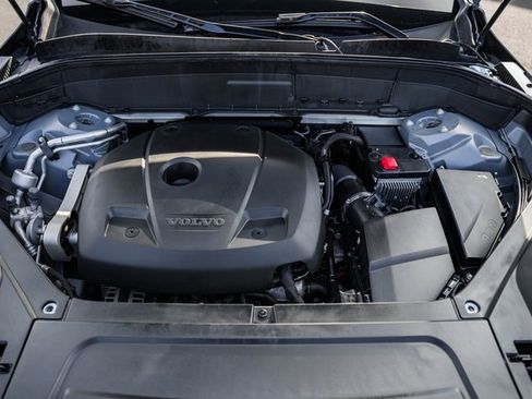 Used 2022 Volvo XC90 T5 Momentum w/ Advanced Package image 20