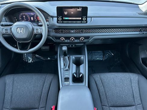 Certified 2025 Honda Accord LX image 14