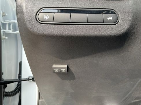 New 2026 INFINITI QX60 Luxe w/ Family Package image 19