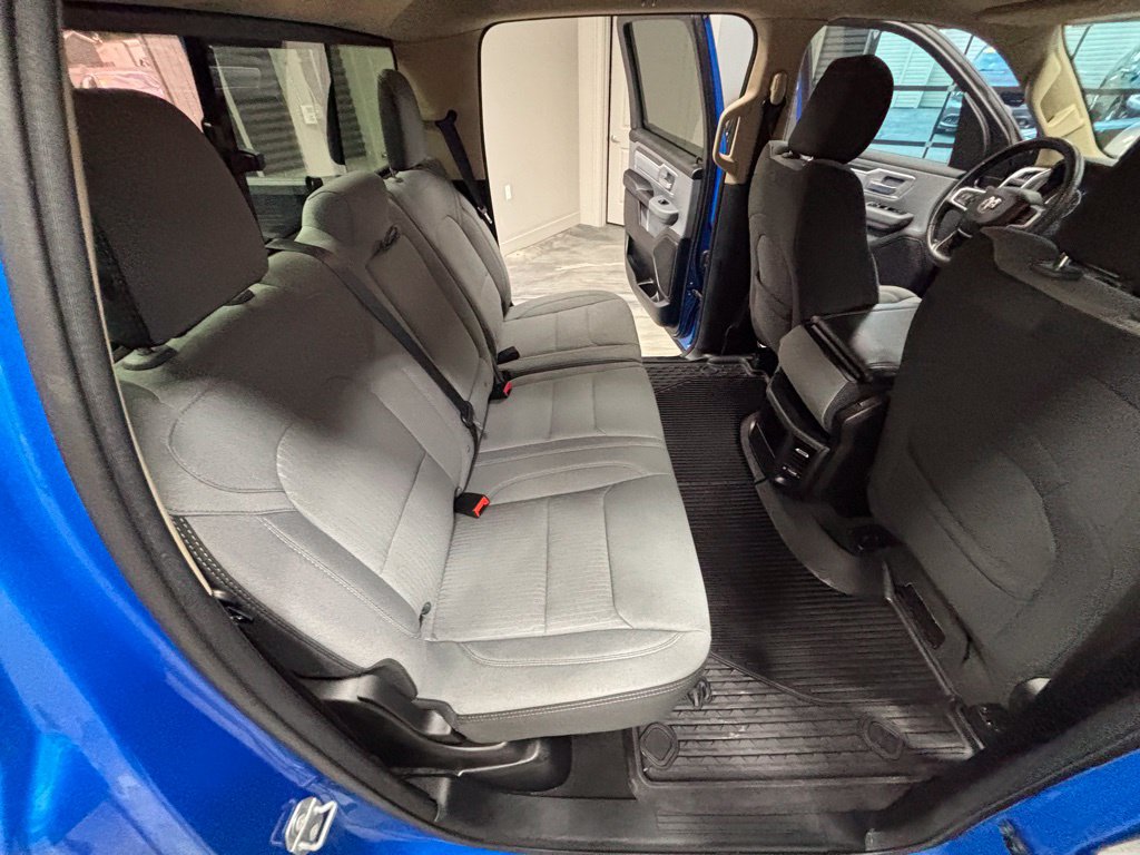 Used 2020 RAM 1500 Big Horn AWD/4WD image 38