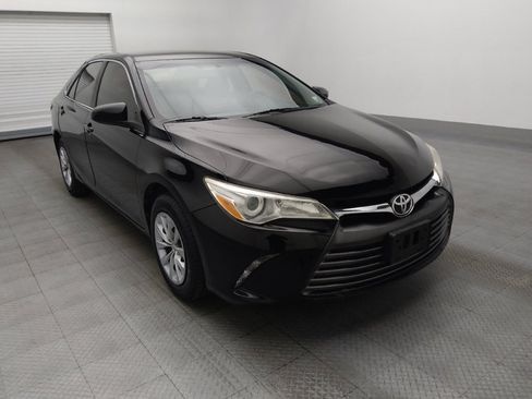 Used 2017 Toyota Camry LE image 13