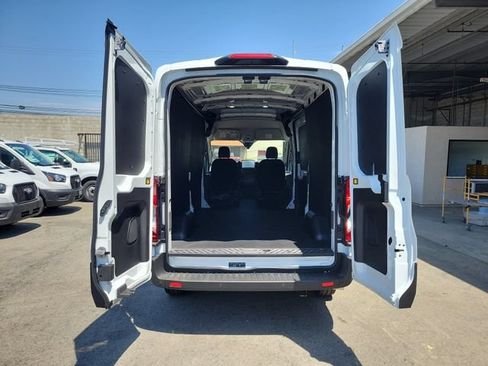 New 2026 Ford Transit 250 148 Medium Roof w/ Load Area Protection Package RWD image 10