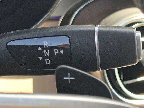 Certified 2021 Mercedes-Benz GLC 300 4MATIC image 38