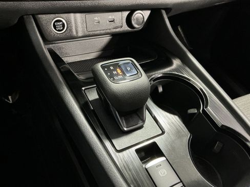 Used 2022 Nissan Rogue SV image 29