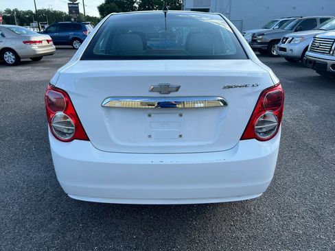 Used 2012 Chevrolet Sonic LT FWD image 4