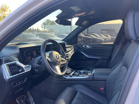 Used 2024 BMW X7 xDrive40i w/ M Sport Package image 13