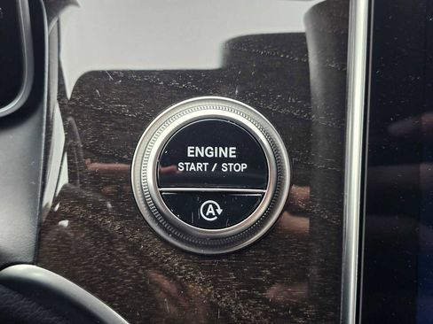 Used 2025 Mercedes-Benz GLC 300 GLC 300 image 34