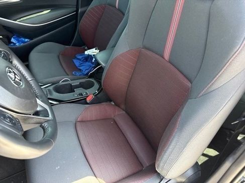 Used 2025 Toyota Corolla SE FWD image 9
