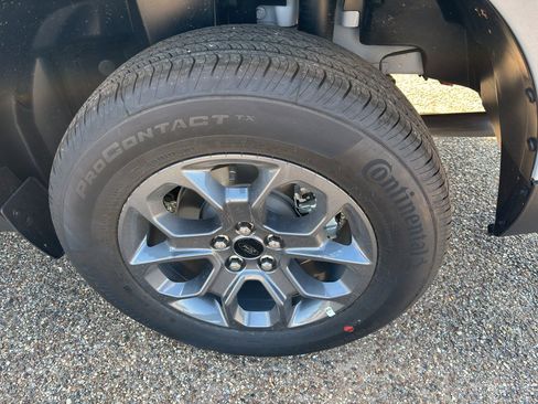 New 2025 Ford Maverick XLT w/ XLT Luxury Package image 11