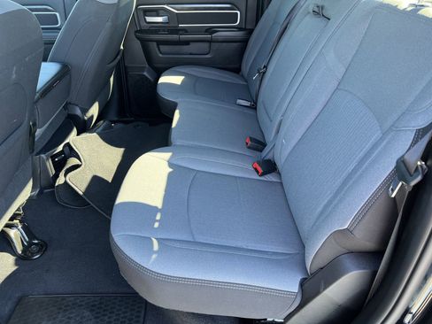 Used 2024 RAM 2500 Big Horn w/ Bed Utility Group image 23