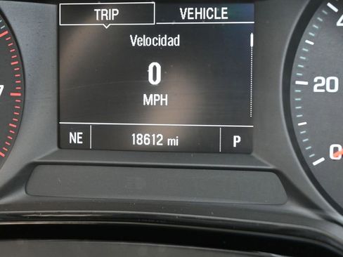 Used 2024 Chevrolet Trax LS w/ LS Convenience Package image 29