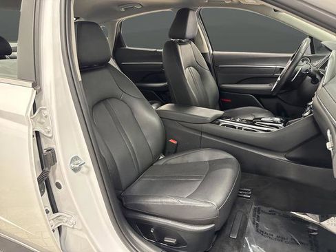 Used 2022 Hyundai Sonata Limited image 29