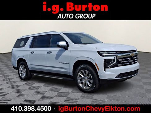 New 2026 Chevrolet Suburban Premier w/ Sun And Tow Package AWD/4WD image 1