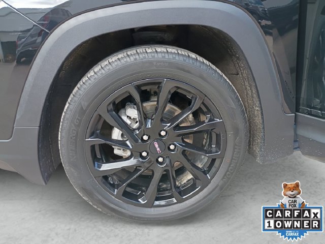 Used 2024 GMC Terrain SLE w/ Driver Convenience Package FWD image 23