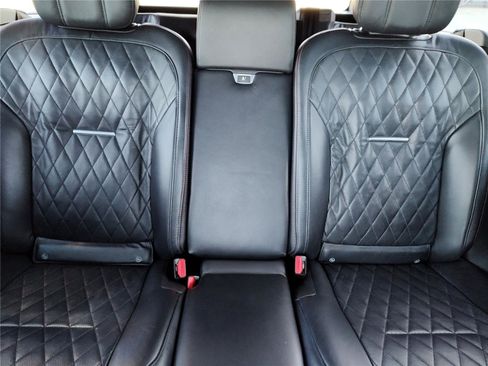 Used 2021 Land Rover Range Rover SV Autobiography Dynamic image 31