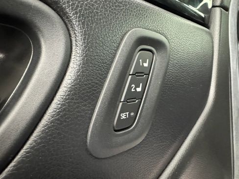 Used 2025 Honda Pilot TrailSport image 46